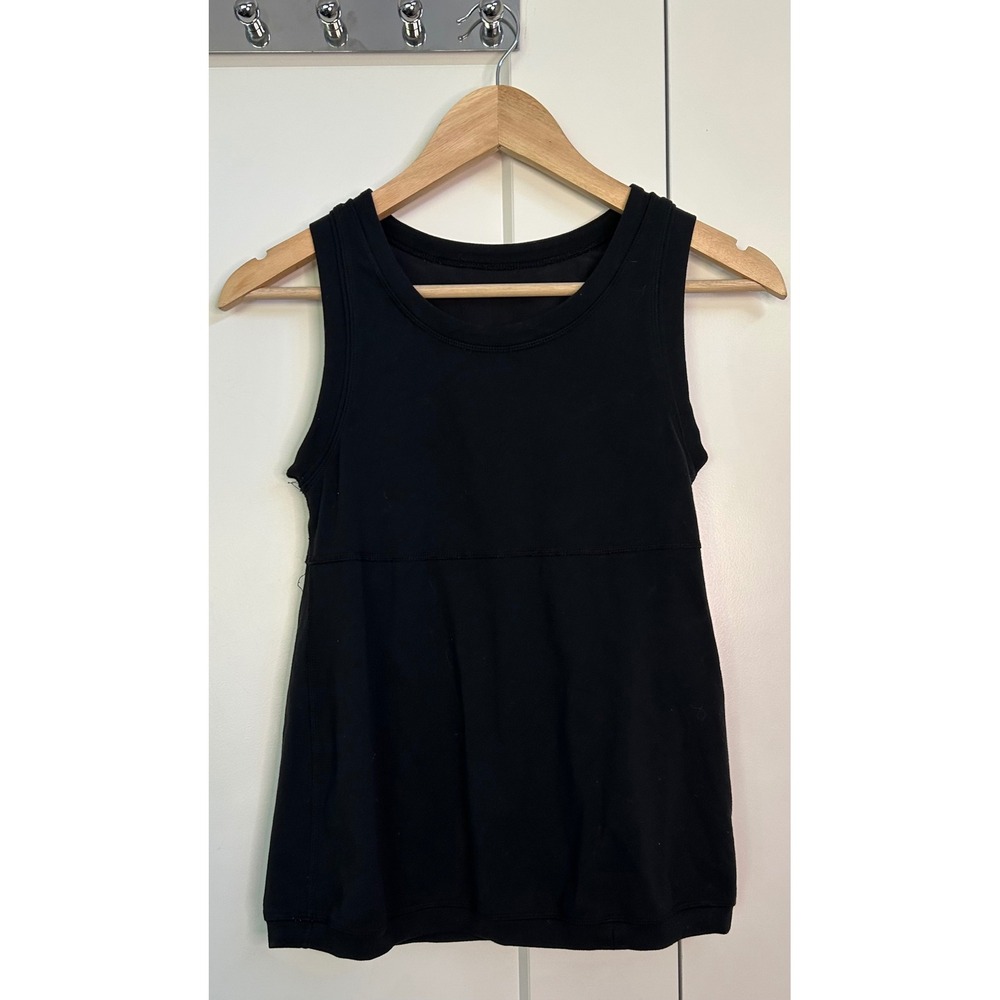 Lululemon Black Activewear Tank Top Built-In Shelf Bra Racerback Sleeveless
